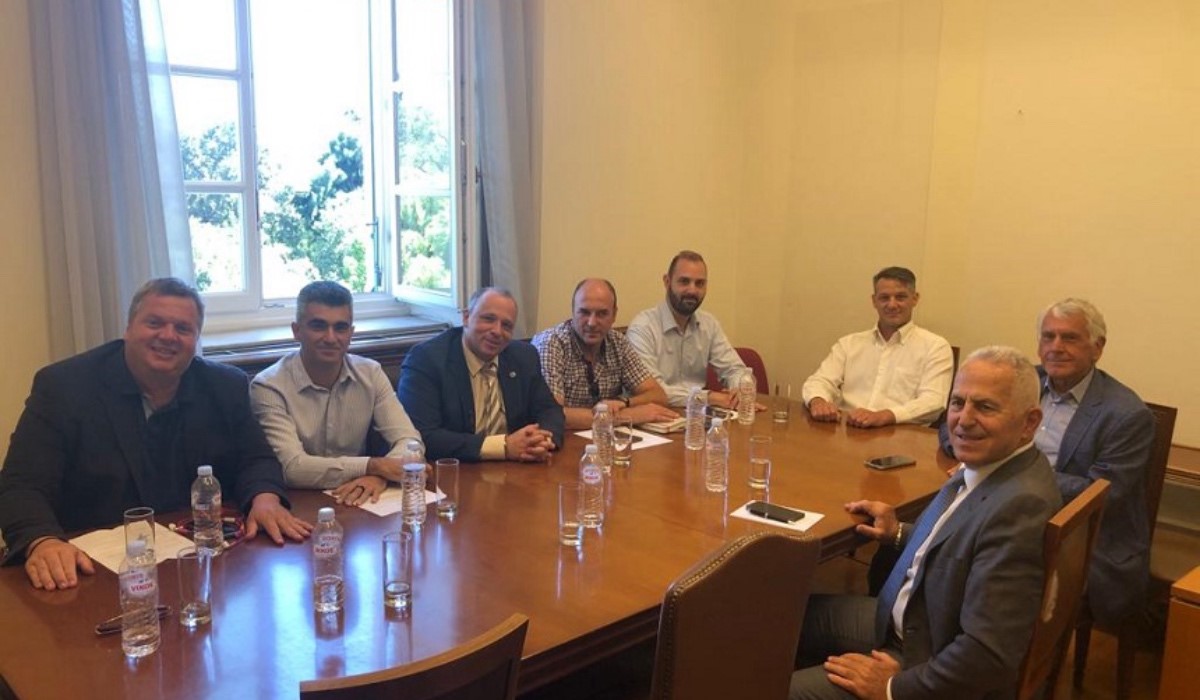 Επίσημη συνάντηση της ΠΟΜΕΝΣ με τον Βουλευτή επικρατείας ΣΥΡΙΖΑ-Π.Σ. κ. Ευάγγελο Αποστολάκη.